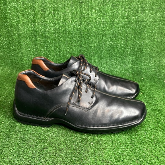 Cole Haan SZ 10.5 Black Leather Men's Classic casual comfort Shoes - Picture 1 of 8